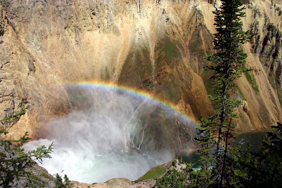 Rainbow in Grand Canyon of the Yellowstone 2